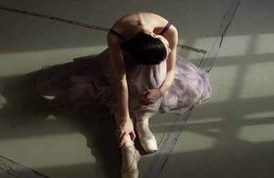 舞蹈学毕业论文